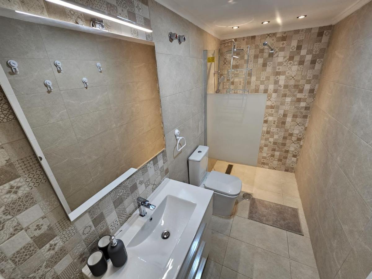Hda Apartment 2. Torrevieja Esterno foto
