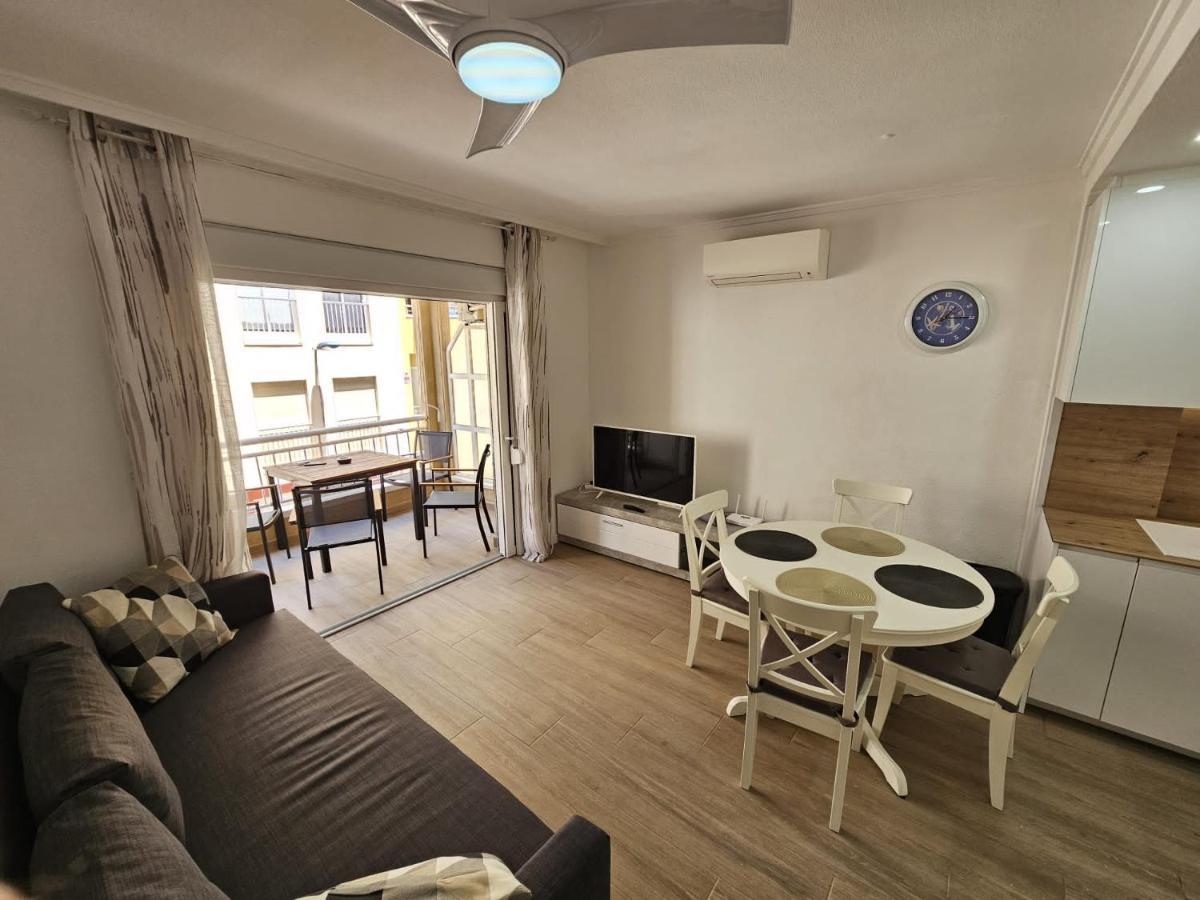 Hda Apartment 2. Torrevieja Esterno foto