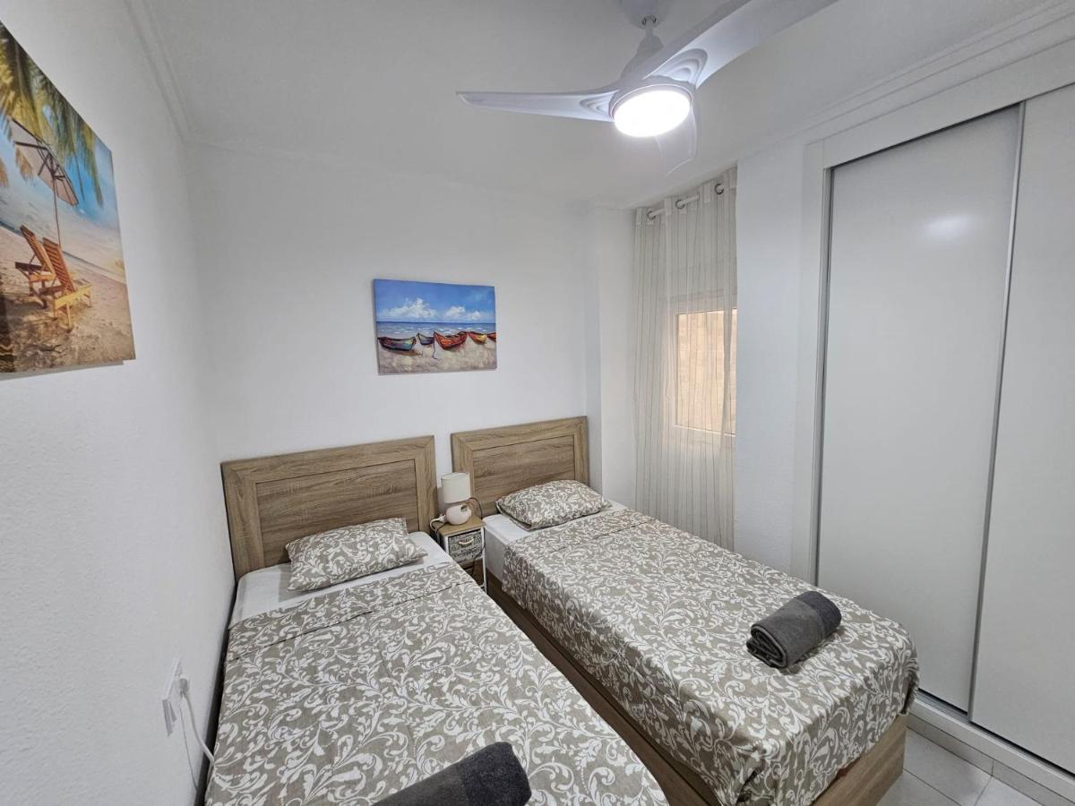 Hda Apartment 2. Torrevieja Esterno foto