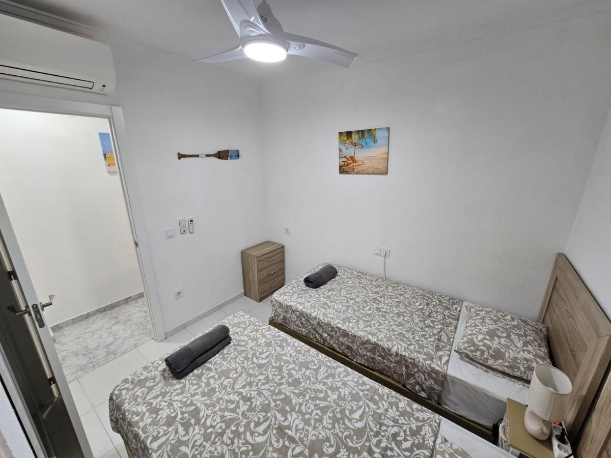 Hda Apartment 2. Torrevieja Esterno foto